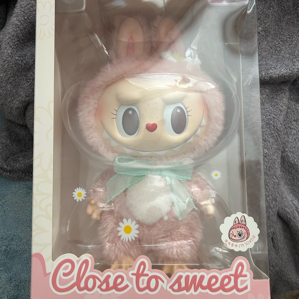 close to sweet mokoko doll